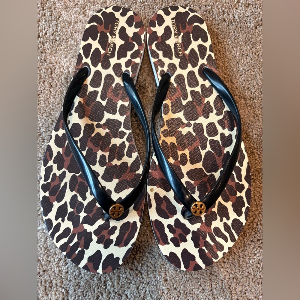 Brand new without tags flip flops